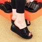 Glanzende sandalen met sleehak voor dames