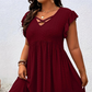 ✨ 50% הנחה לזמן מוגבל! 👗 שמלת נשים עם צווארון V וגימור קפלים – מחמיאה, רכה ומושלמת לכל אירוע 🌸