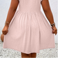 ✨ 50% הנחה לזמן מוגבל! 👗 שמלת נשים עם צווארון V וגימור קפלים – מחמיאה, רכה ומושלמת לכל אירוע 🌸