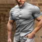 ✨👕 חולצות מכופתרות לגברים עמידות בפני קמטים - בד שנשאר חלק ללא צורך בגיהוץ.